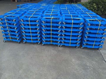Transportasi Plastik Dolly Loading Totes Dengan Kastor Rem PU 3 Inci