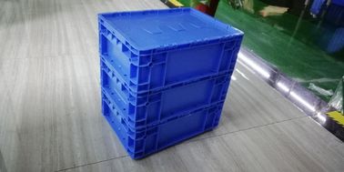 Tutup Berengsel Kotak Tote Penyimpanan Plastik Warna Biru Perputaran Susun