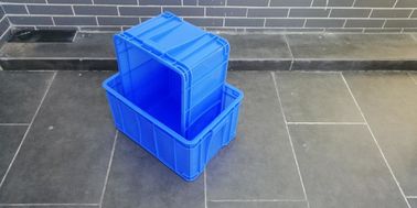 Kotak Penumpukan Plastik Virgin Tutup Opsi Penyesuaian Warna Penyimpanan Transportasi